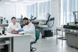 Laboratoire de biologie médicale à Nice en pleine activité