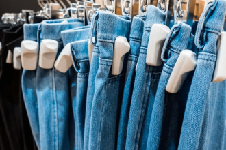 Perçage d'un aimant pour retirer un antivol sur un vêtement