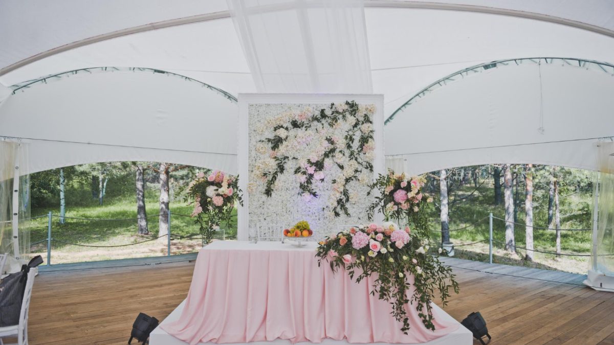 Personnalisez Votre Tipi de Mariage pour un Événement Inoubliable